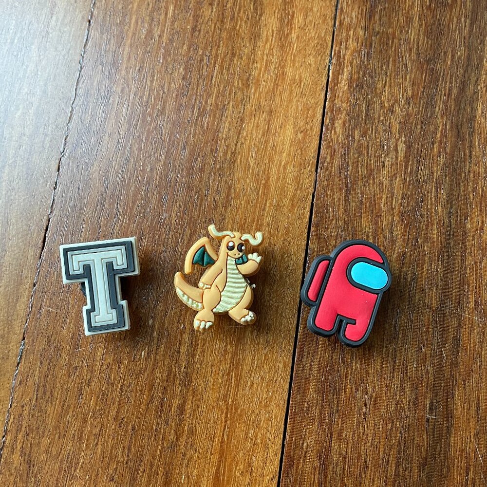 Three Crocs Jibbitz - Among Us / Letter T / Pokemon Dragon